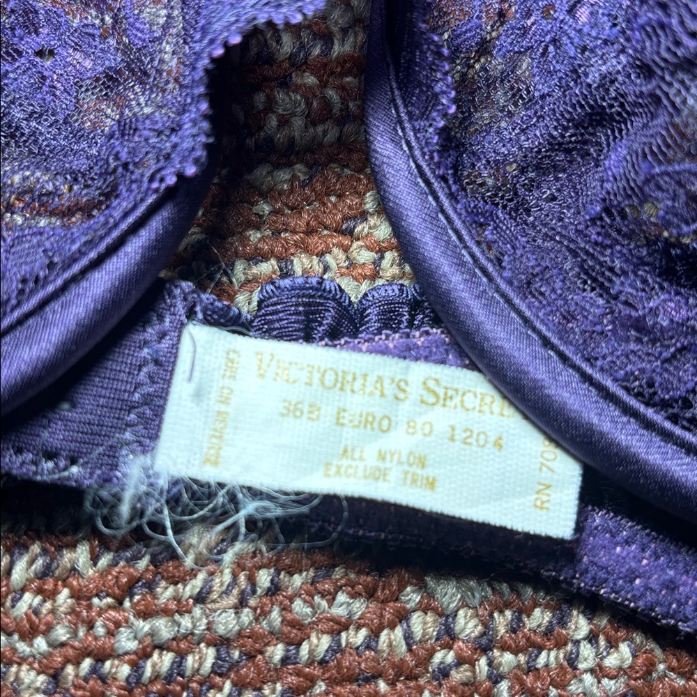 Victorias Secret Bra Vintage sheer purple unlined gold label delicate lace bra - Picture 5 of 13